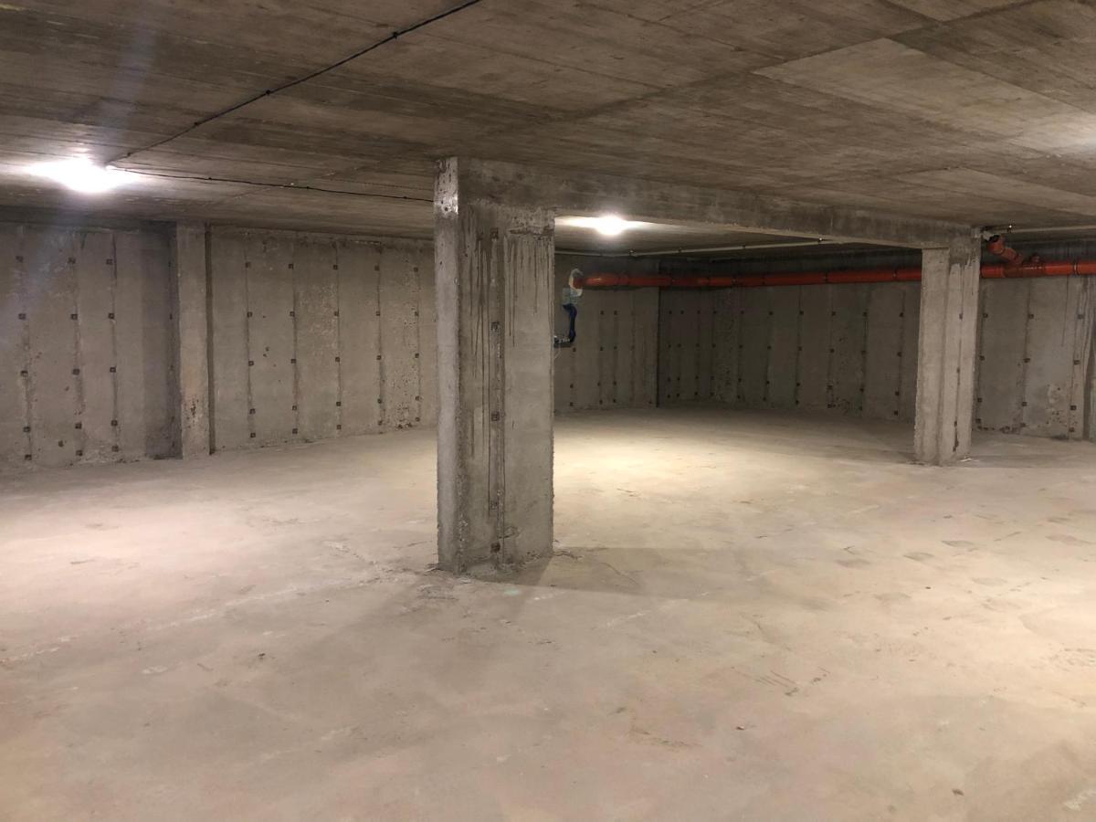 Luxury Apartment 2 Free Underground Parking วาซาร์จิค ภายนอก รูปภาพ