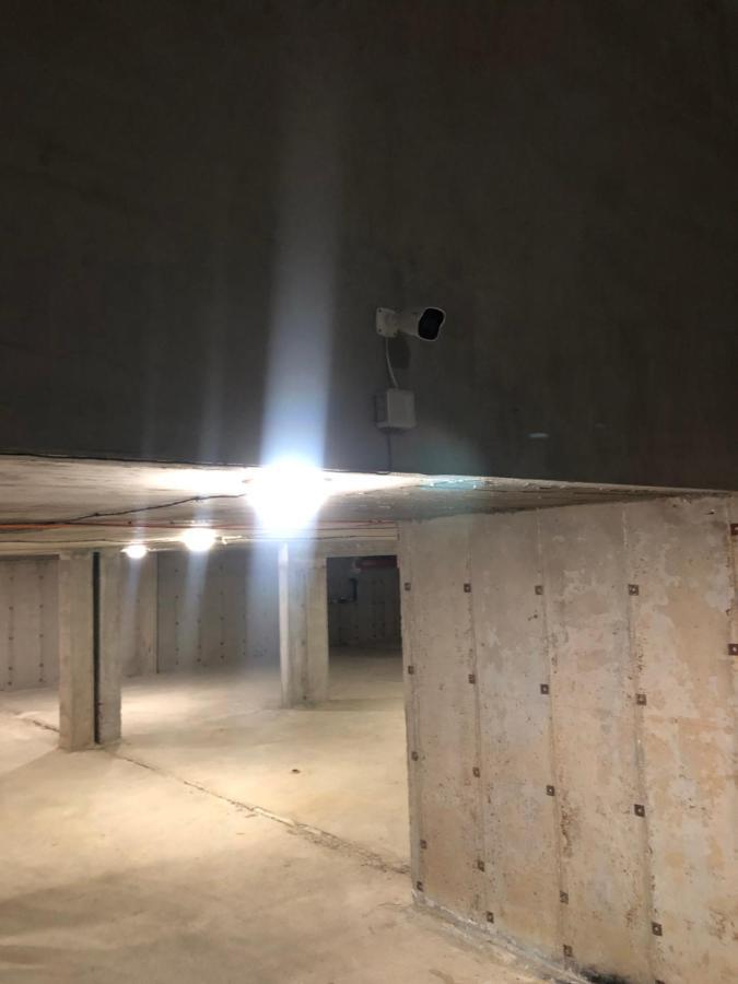 Luxury Apartment 2 Free Underground Parking วาซาร์จิค ภายนอก รูปภาพ
